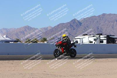 media/Nov-06-2023-Moto Forza (Mon) [[ce023d0744]]/4-Beginner Group/Session 4 (Finish Line Checker)/